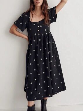 ✨ Madewell Daisy Embroidered Lightspun Square-neck Midi Dress ✨